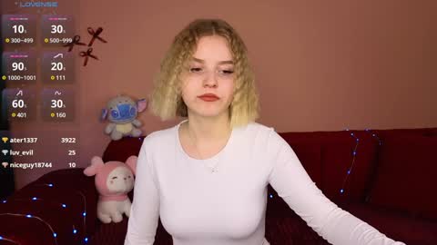 Snapshot of joice_queen chatting on January 2025 03:40:02 AM Paula online show from January 2025 03:40:02 AM