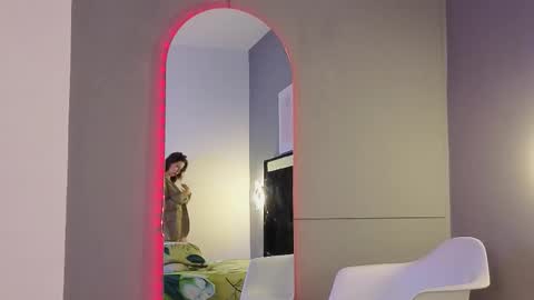 Snapshot of jolie_lov chatting on February 2026 02:57:01 PM jolie_lov online show from February 2026 02:57:01 PM