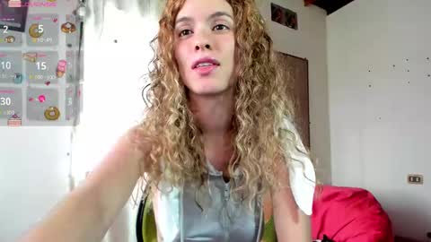 jolie_reyes1 online show from February 2025 07:43:02 PM