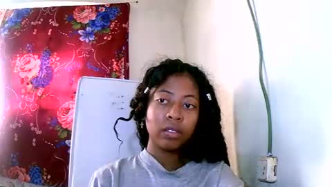 Snapshot of joliekah27 chatting on January 2025 04:09:01 AM joliekah27 online show from January 2025 04:09:01 AM