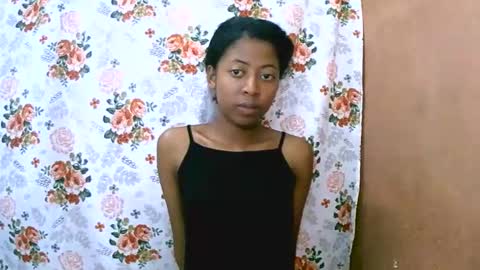 Snapshot of joliekah27 chatting on March 2025 07:40:01 PM joliekah27 online show from March 2025 07:40:01 PM