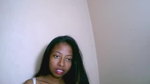 Snapshot of joliekah27 chatting on November 2025 08:37:01 AM joliekah27 online show from November 2025 08:37:01 AM