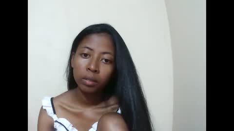 Snapshot of joliekah27 chatting on December 2025 07:53:02 PM joliekah27 online show from December 2025 07:53:02 PM