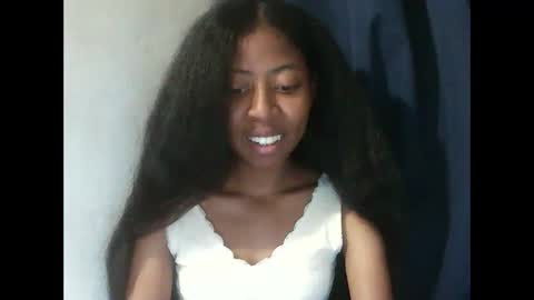 joliekah27 online show from March 2026 03:31:01 PM