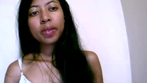 Snapshot of joliekah27 chatting on June 2026 09:51:02 PM joliekah27 online show from June 2026 09:51:02 PM