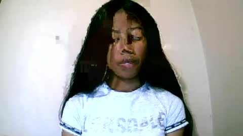 Snapshot of joliekah27 chatting on June 2026 07:58:02 AM joliekah27 online show from June 2026 07:58:02 AM