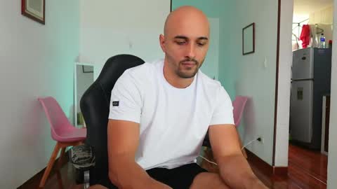 Jon online show from May 2026 04:35:02 PM