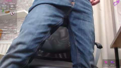 Snapshot of jonahshaw chatting on November 2025 05:51:01 AM JonahShaw online show from November 2025 05:51:01 AM