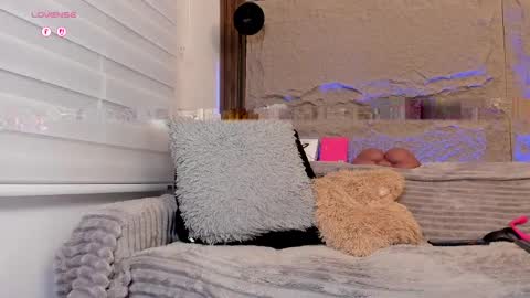 Snapshot of jonathan_rivers chatting on April 2026 04:15:01 PM Jonathan RiversNew online show from April 2026 04:15:01 PM