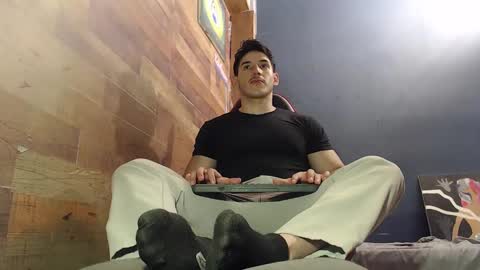 jonathancast08 online show from March 2026 12:27:02 AM