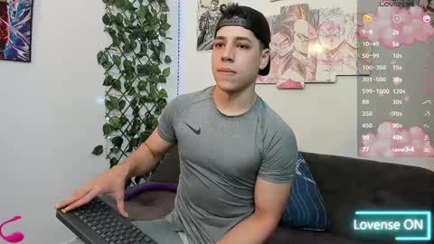 Instagram jonathanfit14 online show from March 2025 08:10:02 PM