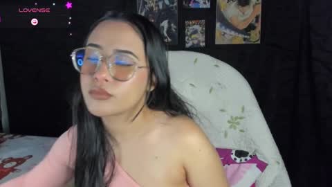 Snapshot of jonathanrwick chatting on December 2024 04:03:02 AM Janna online show from December 2024 04:03:02 AM