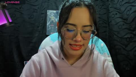 Snapshot of jonathanrwick chatting on December 2024 06:53:02 AM Janna online show from December 2024 06:53:02 AM