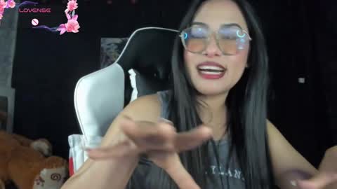 Snapshot of jonathanrwick chatting on February 2025 05:10:01 AM Janna online show from February 2025 05:10:01 AM