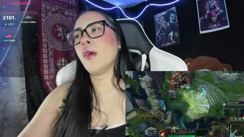 Snapshot of jonathanrwick chatting on April 2026 03:37:01 AM Janna online show from April 2026 03:37:01 AM