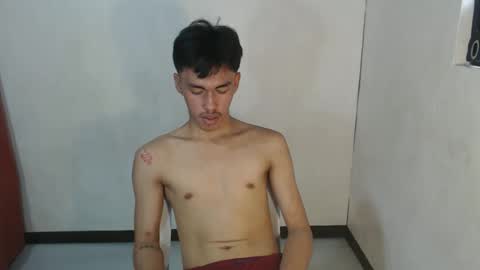 Snapshot of jonel_xx chatting on April 2026 01:42:02 AM jonel online show from April 2026 01:42:02 AM