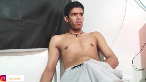 Snapshot of jonhsebastiann chatting on March 2026 07:56:01 AM John online show from March 2026 07:56:01 AM