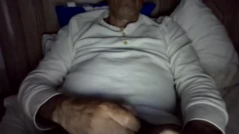 John loves pussy online show from May 2026 12:59:01 AM