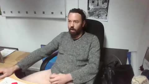 jonnyb9876 online show from November 2025 05:01:02 PM