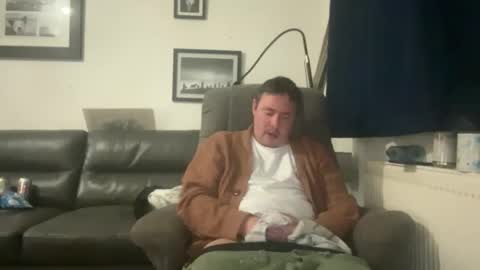 Snapshot of jonnybeeswax7376964133 chatting on October 2025 09:03:01 PM jonnybeeswax7376964133 online show from October 2025 09:03:01 PM