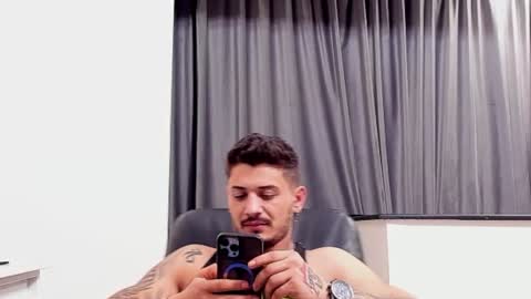 jonnyporn1 online show from January 2025 06:20:02 AM