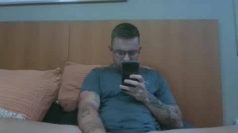 Snapshot of jonoy1995 chatting on December 2024 07:47:01 AM jonoy1995 online show from December 2024 07:47:01 AM