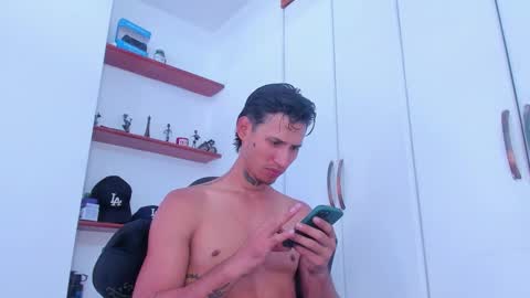 Snapshot of jonryder_ chatting on December 2025 05:08:02 PM Ryder Jon online show from December 2025 05:08:02 PM