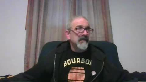 Snapshot of jony_five chatting on March 2025 09:35:01 PM Jon online show from March 2025 09:35:01 PM