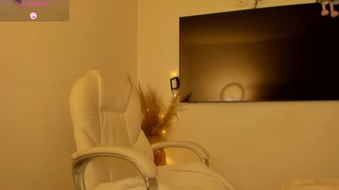 Snapshot of jordaniaa_ chatting on December 2024 08:22:02 AM Megan  OF Jordaniaas online show from December 2024 08:22:02 AM