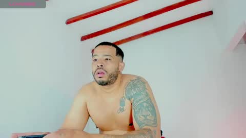 Snapshot of jorge_narvaez chatting on April 2026 03:50:02 PM JORGE NARAVEZ online show from April 2026 03:50:02 PM