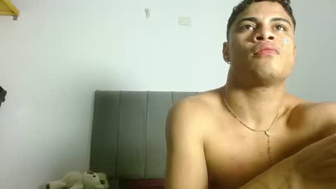 Snapshot of jose_and_daniel chatting on July 2026 04:52:01 AM JOSE AND DANIEL online show from July 2026 04:52:01 AM