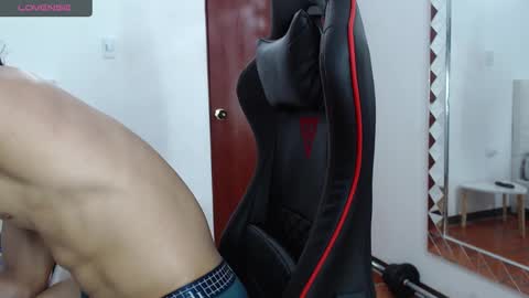 Snapshot of jose_rumbero91 chatting on March 2025 06:33:01 PM jose_rumbero91 online show from March 2025 06:33:01 PM