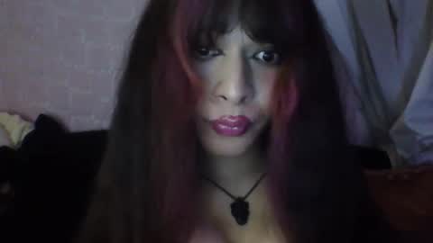 Josefa Lasumi  online show from June 2026 09:37:01 AM