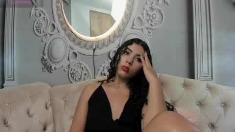 Snapshot of joselyn_sexy_ chatting on February 2025 01:47:01 AM Katalina online show from February 2025 01:47:01 AM