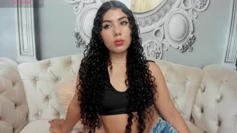 Snapshot of joselyn_sexy_ chatting on February 2025 02:20:02 PM Katalina online show from February 2025 02:20:02 PM