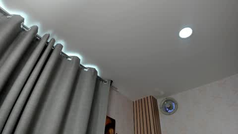 Snapshot of joselyn_sexy_ chatting on March 2025 06:26:02 PM Katalina online show from March 2025 06:26:02 PM