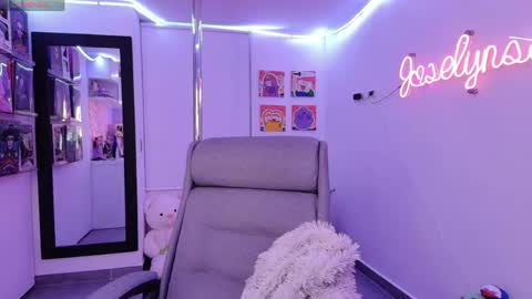 Snapshot of joselynsweet chatting on April 2026 02:03:02 AM Sofia Garcia online show from April 2026 02:03:02 AM