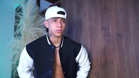 Josep online show from November 2025 09:35:02 PM