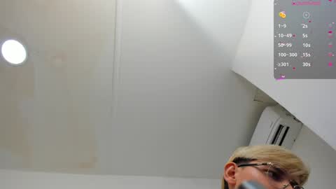 Snapshot of joseph_brown_ chatting on December 2024 07:05:02 PM JOSEPH BROWN online show from December 2024 07:05:02 PM