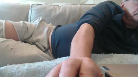 josephgr2021 online show from February 2025 11:00:01 PM