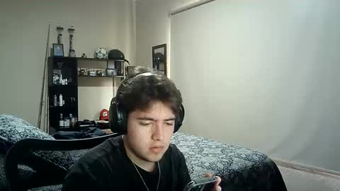 Josh online show from October 2025 07:03:02 PM