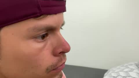 Snapshot of josheli chatting on February 2025 09:24:02 PM Nicolas online show from February 2025 09:24:02 PM