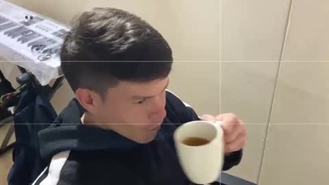 Snapshot of josheli chatting on April 2026 06:59:02 PM Nicolas online show from April 2026 06:59:02 PM