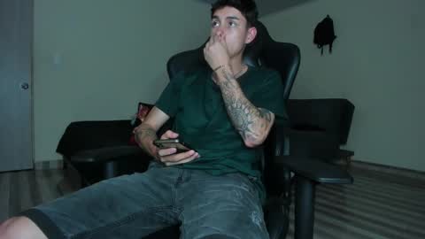 Josh online show from November 2025 02:00:02 AM