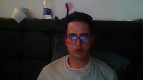 josux8 online show from November 2025 08:19:02 PM