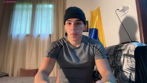 Im Jouliano online show from January 2026 10:14:02 PM