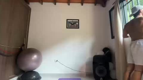 Snapshot of joulianogreco1 chatting on March 2026 10:14:01 PM Im Jouliano online show from March 2026 10:14:01 PM