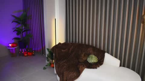 Jov online show from October 2025 07:51:01 PM