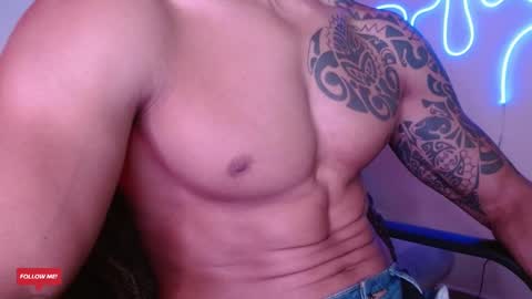 Snapshot of joy_lopezfit chatting on February 2025 04:32:02 PM JOYLOPEZFIT online show from February 2025 04:32:02 PM