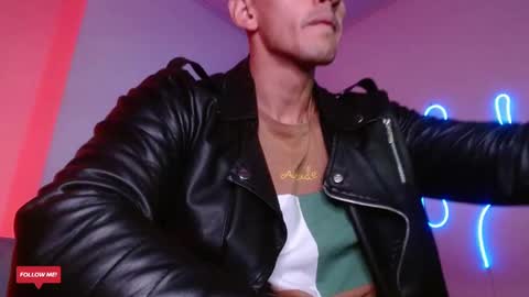 Snapshot of joy_lopezfit chatting on February 2025 11:12:01 AM JOYLOPEZFIT online show from February 2025 11:12:01 AM